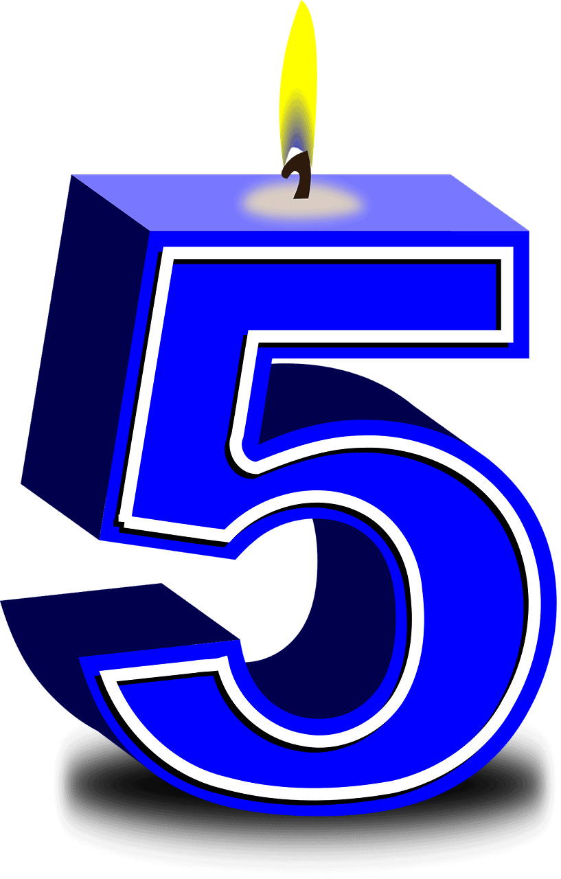 נר יום הולדת 5
