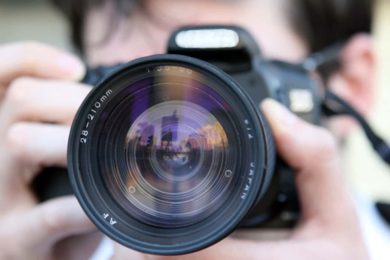CAMERA